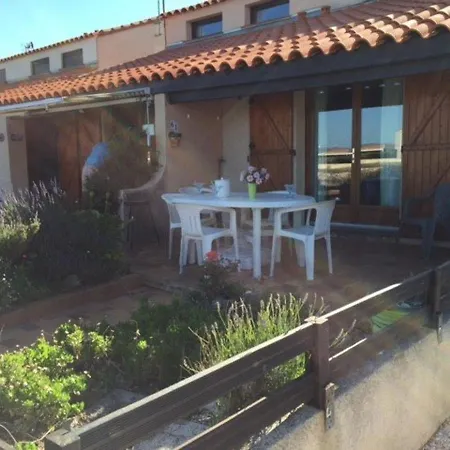 T3 Avec Piscine Et Parking Pour 6 Pers A Port Barcares - Fr-1-81-256 * Le Barcares