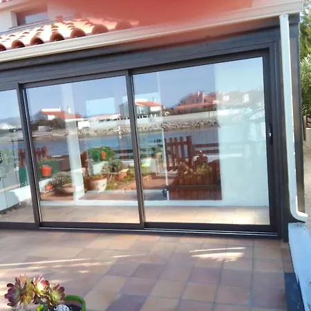 T3 Avec Piscine Et Parking Pour 6 Pers A Port Barcares - Fr-1-81-256 * Le Barcares